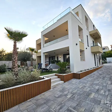 Grafulin باكوشتاني