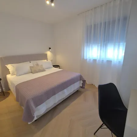 Lägenhet Grafulin Pakoštane